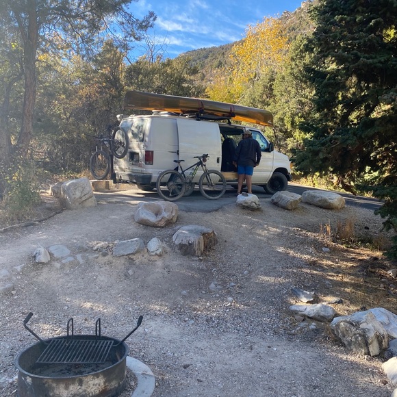 Meet your Posher, Taylor - Picture 3 of 7